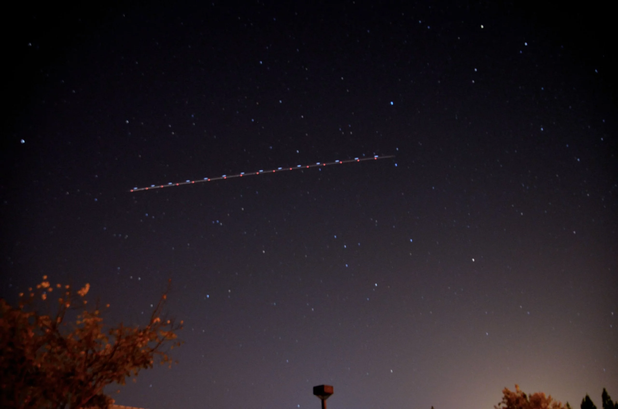 Airplanes (Night) - UFOs Wiki